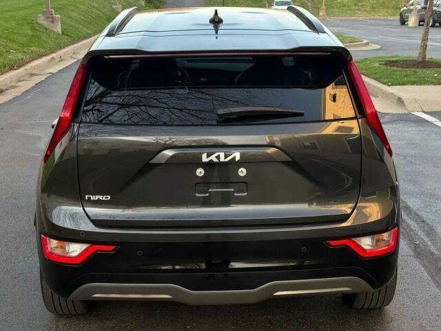 Чорний Кіа Niro, об'ємом двигуна 0 л та пробігом 23 тис. км за 15200 $, фото 3 на Automoto.ua