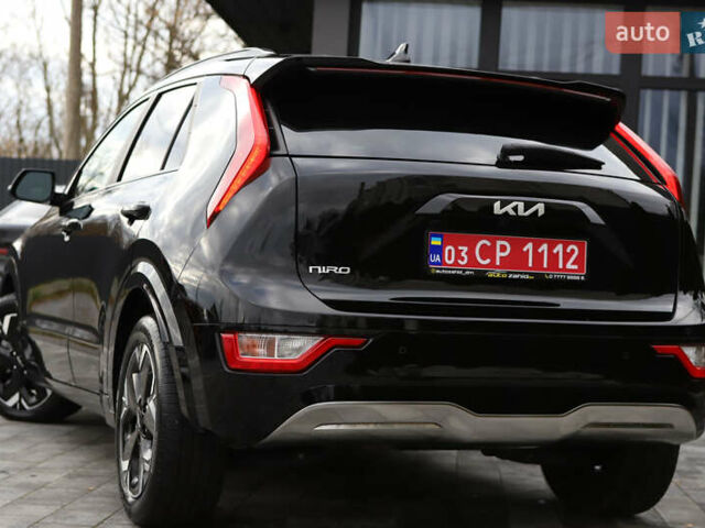 Черный Киа Niro, объемом двигателя 0 л и пробегом 28 тыс. км за 24300 $, фото 4 на Automoto.ua
