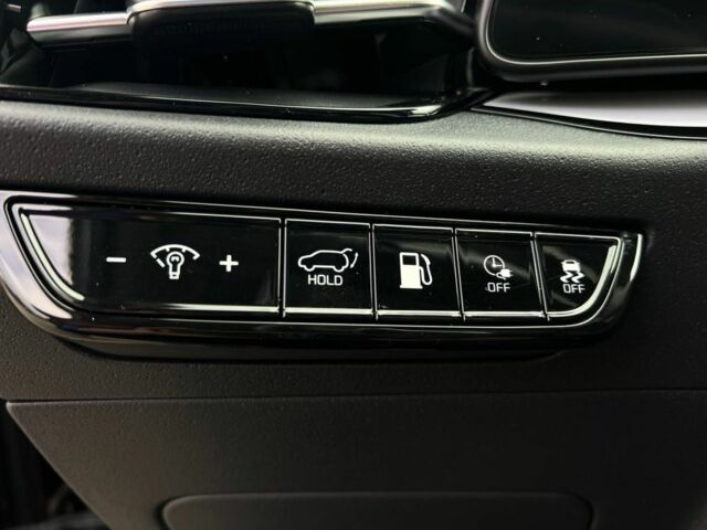 Черный Киа Niro, объемом двигателя 1.6 л и пробегом 8 тыс. км за 29000 $, фото 10 на Automoto.ua