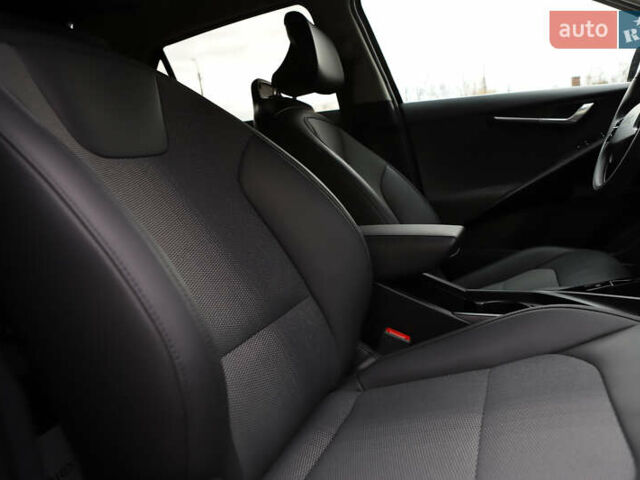 Черный Киа Niro, объемом двигателя 0 л и пробегом 28 тыс. км за 24300 $, фото 67 на Automoto.ua