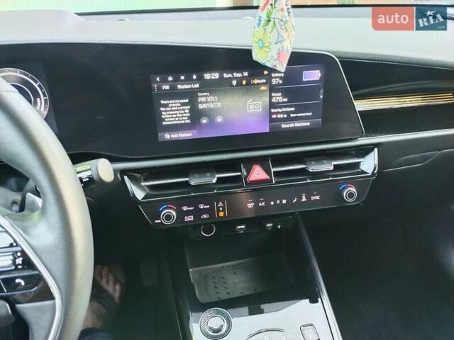 Чорний Кіа Niro, об'ємом двигуна 0 л та пробігом 43 тис. км за 21000 $, фото 11 на Automoto.ua