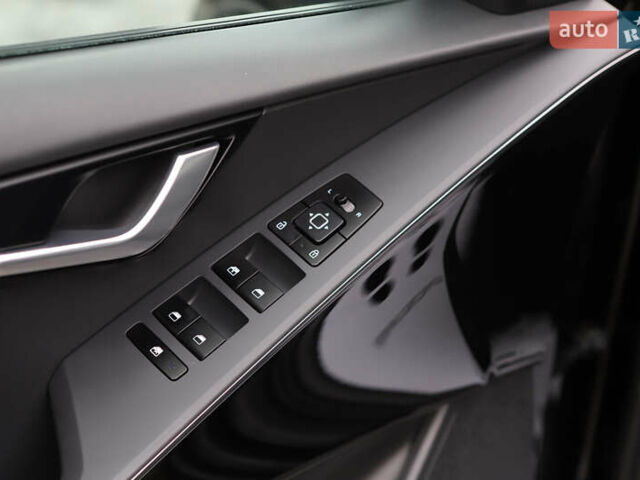 Черный Киа Niro, объемом двигателя 0 л и пробегом 28 тыс. км за 24300 $, фото 55 на Automoto.ua