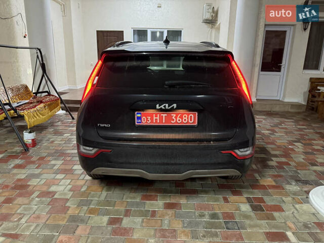 Черный Киа Niro, объемом двигателя 0 л и пробегом 4 тыс. км за 26500 $, фото 5 на Automoto.ua