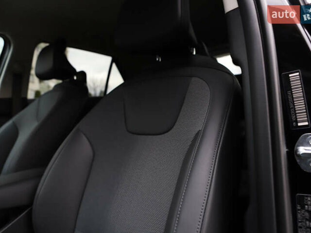 Черный Киа Niro, объемом двигателя 0 л и пробегом 28 тыс. км за 24300 $, фото 51 на Automoto.ua