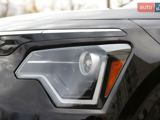 Черный Киа Niro, объемом двигателя 0 л и пробегом 28 тыс. км за 24300 $, фото 13 на Automoto.ua