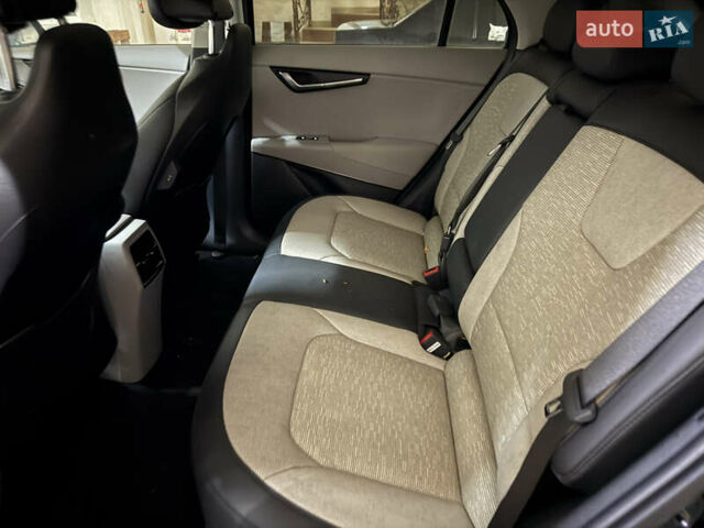Черный Киа Niro, объемом двигателя 0 л и пробегом 4 тыс. км за 26500 $, фото 7 на Automoto.ua