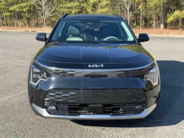 Черный Киа Niro, объемом двигателя 0 л и пробегом 29 тыс. км за 12200 $, фото 1 на Automoto.ua