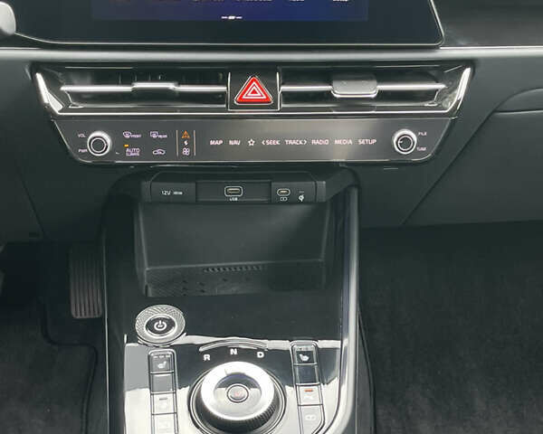 Черный Киа Niro, объемом двигателя 0 л и пробегом 6 тыс. км за 25900 $, фото 12 на Automoto.ua