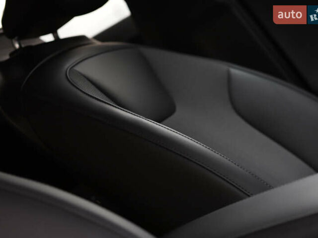 Черный Киа Niro, объемом двигателя 0 л и пробегом 28 тыс. км за 24300 $, фото 79 на Automoto.ua