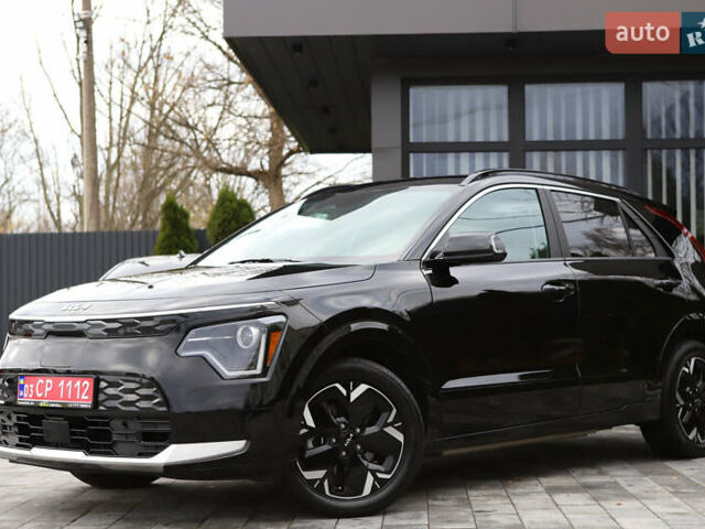 Черный Киа Niro, объемом двигателя 0 л и пробегом 28 тыс. км за 24300 $, фото 2 на Automoto.ua