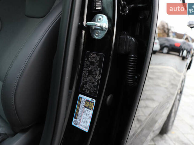 Черный Киа Niro, объемом двигателя 0 л и пробегом 28 тыс. км за 24300 $, фото 52 на Automoto.ua