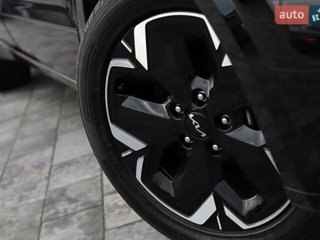 Черный Киа Niro, объемом двигателя 0 л и пробегом 28 тыс. км за 24300 $, фото 29 на Automoto.ua