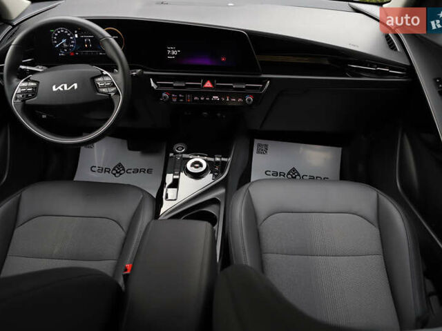 Черный Киа Niro, объемом двигателя 0 л и пробегом 28 тыс. км за 24300 $, фото 82 на Automoto.ua