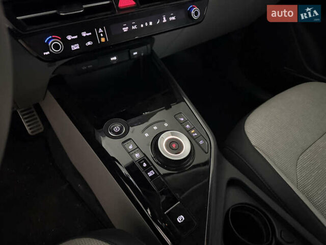 Черный Киа Niro, объемом двигателя 0 л и пробегом 4 тыс. км за 26500 $, фото 11 на Automoto.ua