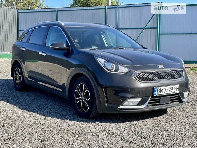 Коричневий Кіа Niro, об'ємом двигуна 1.58 л та пробігом 168 тис. км за 17999 $, фото 7 на Automoto.ua