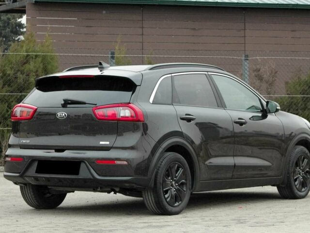 Коричневий Кіа Niro, об'ємом двигуна 0 л та пробігом 96 тис. км за 9200 $, фото 10 на Automoto.ua