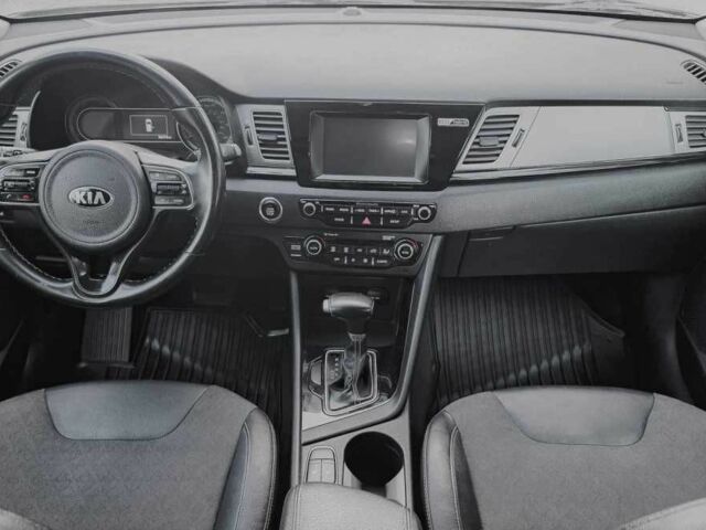 Коричневый Киа Niro, объемом двигателя 1.6 л и пробегом 89 тыс. км за 11800 $, фото 7 на Automoto.ua