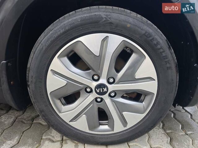 Коричневый Киа Niro, объемом двигателя 0 л и пробегом 118 тыс. км за 18200 $, фото 62 на Automoto.ua