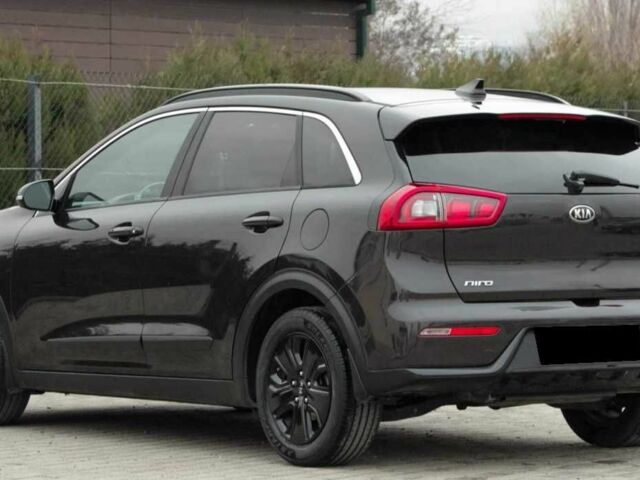 Коричневый Киа Niro, объемом двигателя 1.6 л и пробегом 89 тыс. км за 11800 $, фото 3 на Automoto.ua