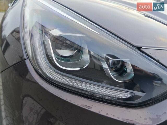 Коричневый Киа Niro, объемом двигателя 0 л и пробегом 118 тыс. км за 18200 $, фото 23 на Automoto.ua