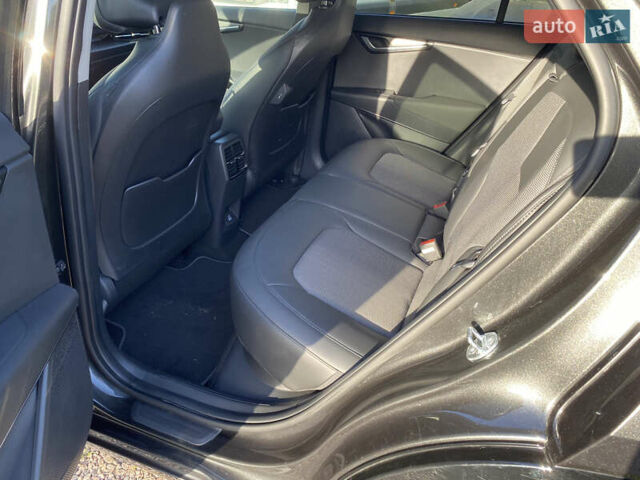 Коричневый Киа Niro, объемом двигателя 0 л и пробегом 25 тыс. км за 12900 $, фото 6 на Automoto.ua