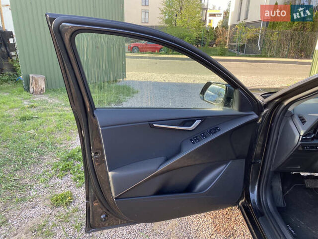 Коричневый Киа Niro, объемом двигателя 0 л и пробегом 25 тыс. км за 12900 $, фото 4 на Automoto.ua