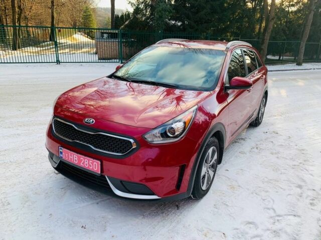 Красный Киа Niro, объемом двигателя 1.6 л и пробегом 168 тыс. км за 13900 $, фото 6 на Automoto.ua