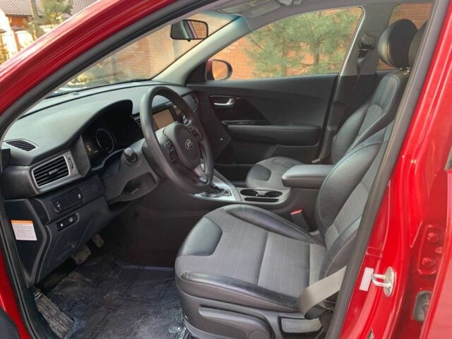 Красный Киа Niro, объемом двигателя 1.6 л и пробегом 168 тыс. км за 13900 $, фото 8 на Automoto.ua