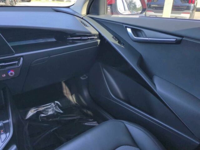 Красный Киа Niro, объемом двигателя 1.6 л и пробегом 18 тыс. км за 21000 $, фото 8 на Automoto.ua