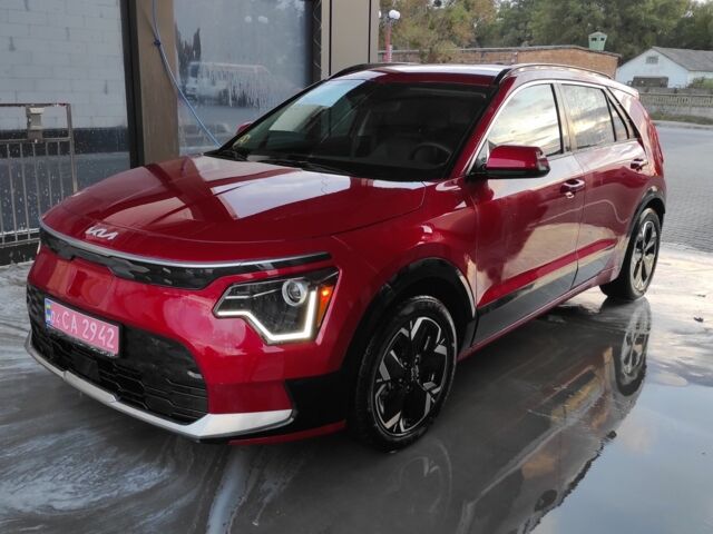 Красный Киа Niro, объемом двигателя 0 л и пробегом 55 тыс. км за 24800 $, фото 1 на Automoto.ua
