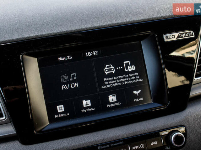 Красный Киа Niro, объемом двигателя 1.58 л и пробегом 56 тыс. км за 14500 $, фото 41 на Automoto.ua