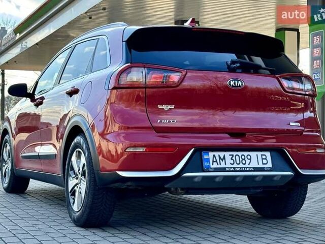 Красный Киа Niro, объемом двигателя 1.59 л и пробегом 115 тыс. км за 16900 $, фото 7 на Automoto.ua