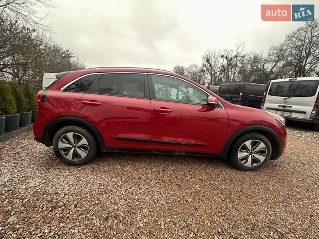 Красный Киа Niro, объемом двигателя 1.58 л и пробегом 190 тыс. км за 13000 $, фото 13 на Automoto.ua