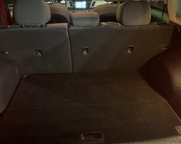 Червоний Кіа Niro, об'ємом двигуна 1.6 л та пробігом 180 тис. км за 12800 $, фото 15 на Automoto.ua