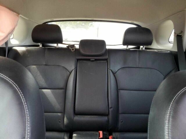 Красный Киа Niro, объемом двигателя 1.6 л и пробегом 75 тыс. км за 3800 $, фото 7 на Automoto.ua