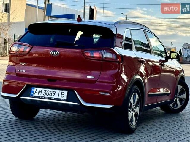 Красный Киа Niro, объемом двигателя 1.59 л и пробегом 115 тыс. км за 16900 $, фото 4 на Automoto.ua