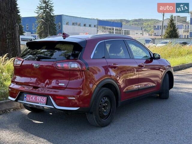 Червоний Кіа Niro, об'ємом двигуна 1.6 л та пробігом 280 тис. км за 10500 $, фото 12 на Automoto.ua