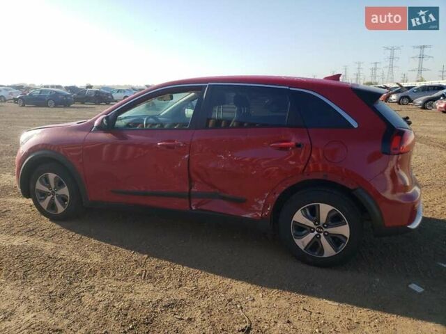 Кіа Niro 2017 у Львові на Automoto.ua Червоний Кіа Niro, об'ємом двигуна 1.58 л та пробігом 137 тис. км за 3000 $, фото 1 на Automoto.ua