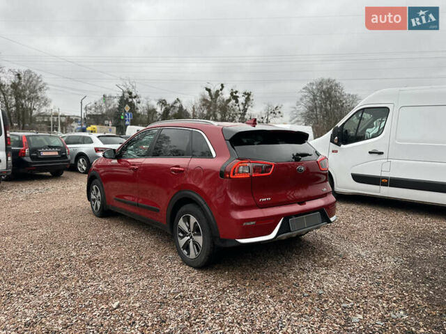 Красный Киа Niro, объемом двигателя 1.58 л и пробегом 190 тыс. км за 13000 $, фото 7 на Automoto.ua