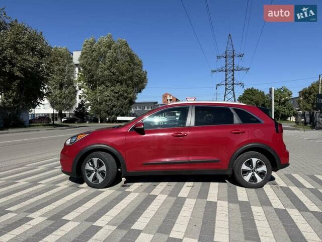 Червоний Кіа Niro, об'ємом двигуна 1.6 л та пробігом 280 тис. км за 10500 $, фото 32 на Automoto.ua