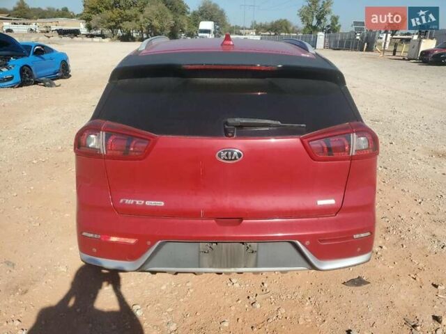 Красный Киа Niro, объемом двигателя 1.58 л и пробегом 166 тыс. км за 2850 $, фото 5 на Automoto.ua