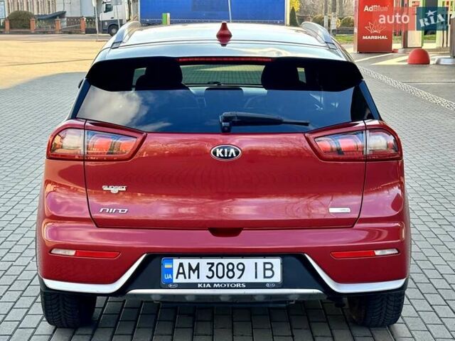 Красный Киа Niro, объемом двигателя 1.59 л и пробегом 115 тыс. км за 16900 $, фото 10 на Automoto.ua