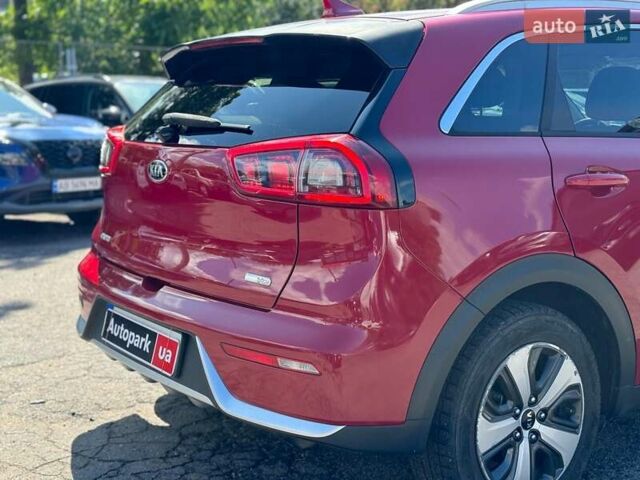 Червоний Кіа Niro, об'ємом двигуна 1.6 л та пробігом 82 тис. км за 16590 $, фото 12 на Automoto.ua