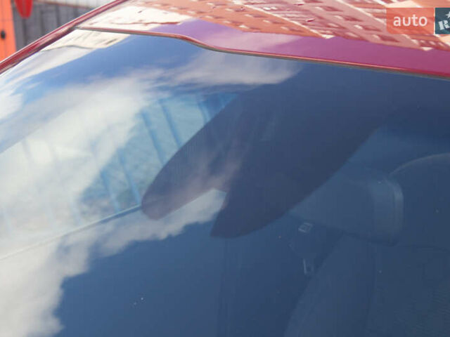 Красный Киа Niro, объемом двигателя 1.58 л и пробегом 56 тыс. км за 14500 $, фото 10 на Automoto.ua