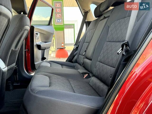 Красный Киа Niro, объемом двигателя 1.59 л и пробегом 115 тыс. км за 16900 $, фото 25 на Automoto.ua