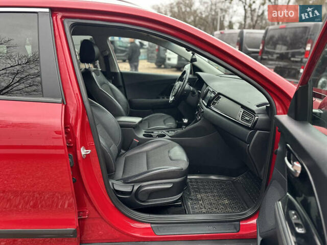 Красный Киа Niro, объемом двигателя 1.58 л и пробегом 190 тыс. км за 13000 $, фото 31 на Automoto.ua