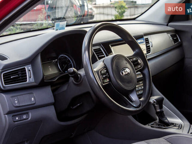 Красный Киа Niro, объемом двигателя 1.58 л и пробегом 56 тыс. км за 14500 $, фото 38 на Automoto.ua