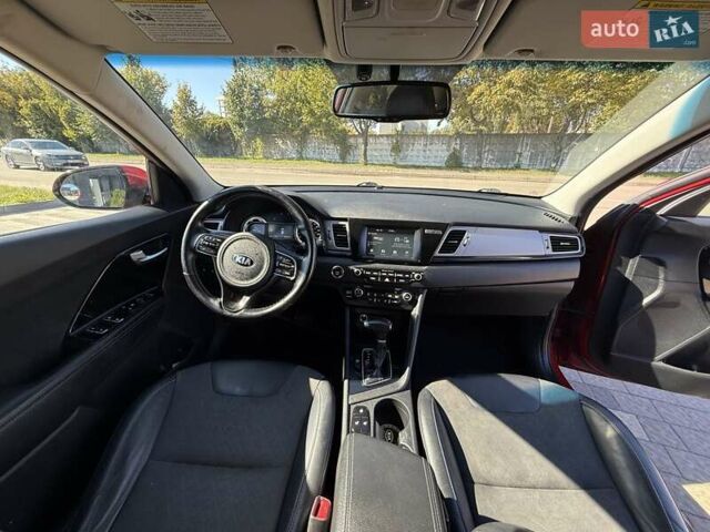 Червоний Кіа Niro, об'ємом двигуна 1.6 л та пробігом 280 тис. км за 10500 $, фото 33 на Automoto.ua