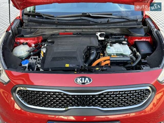 Красный Киа Niro, объемом двигателя 1.59 л и пробегом 115 тыс. км за 16900 $, фото 37 на Automoto.ua
