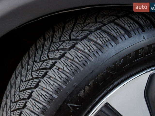 Красный Киа Niro, объемом двигателя 1.58 л и пробегом 56 тыс. км за 14500 $, фото 14 на Automoto.ua